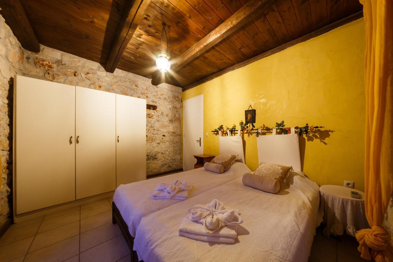 Villa Melite Agios Nikolaos  Exteriör bild
